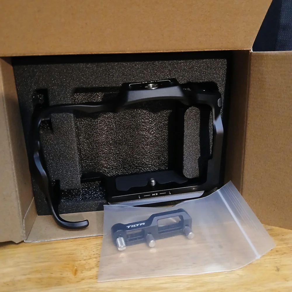 TILT Camera Cage for Canon R5 Mark II - Black